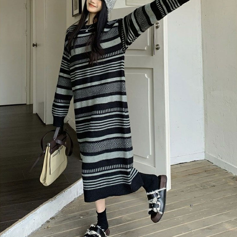 Vintage Striped Knitted Long D - Winter Clothing H&M recension och pris