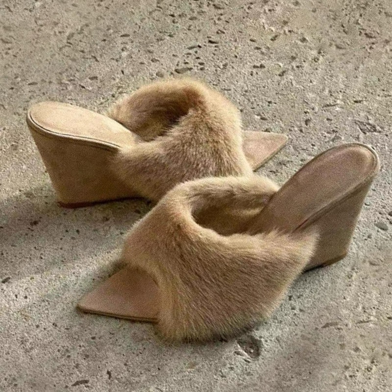 Fluffy Women Slippers Wedges P - Winter Clothing Trends 2025 recension och pris